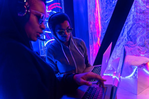 Créez votre solution web innovante : guide complet du développement